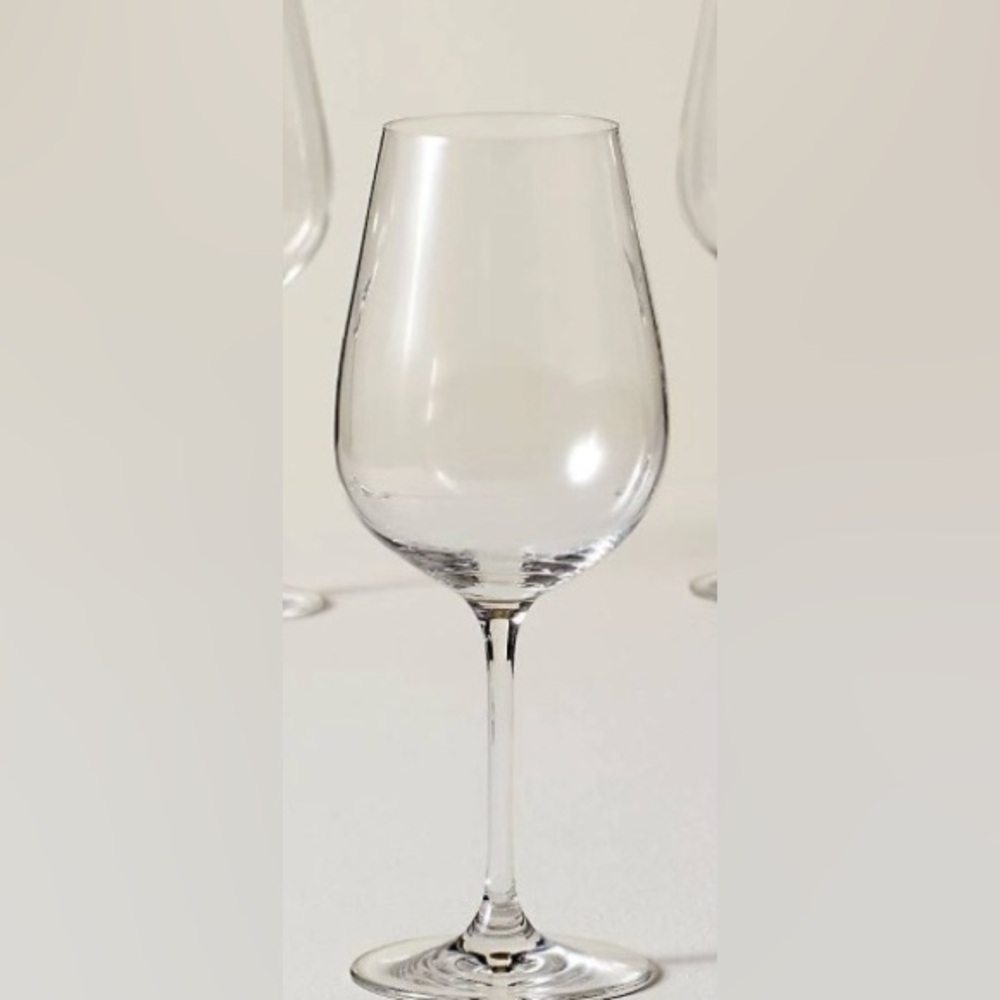 One Lenox Crystal Pinot Grigio Goblet.  New.  In pristine condition.  9 in Tall